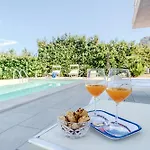 Privata Con Piscina A Scopello Villa
