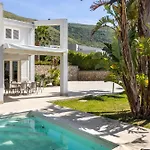 Privata Con Piscina A Scopello Villa